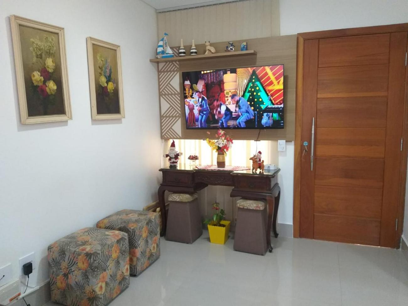 Sobrado 08 Com Duas Suites, Conf 瓜鲁雅 外观 照片