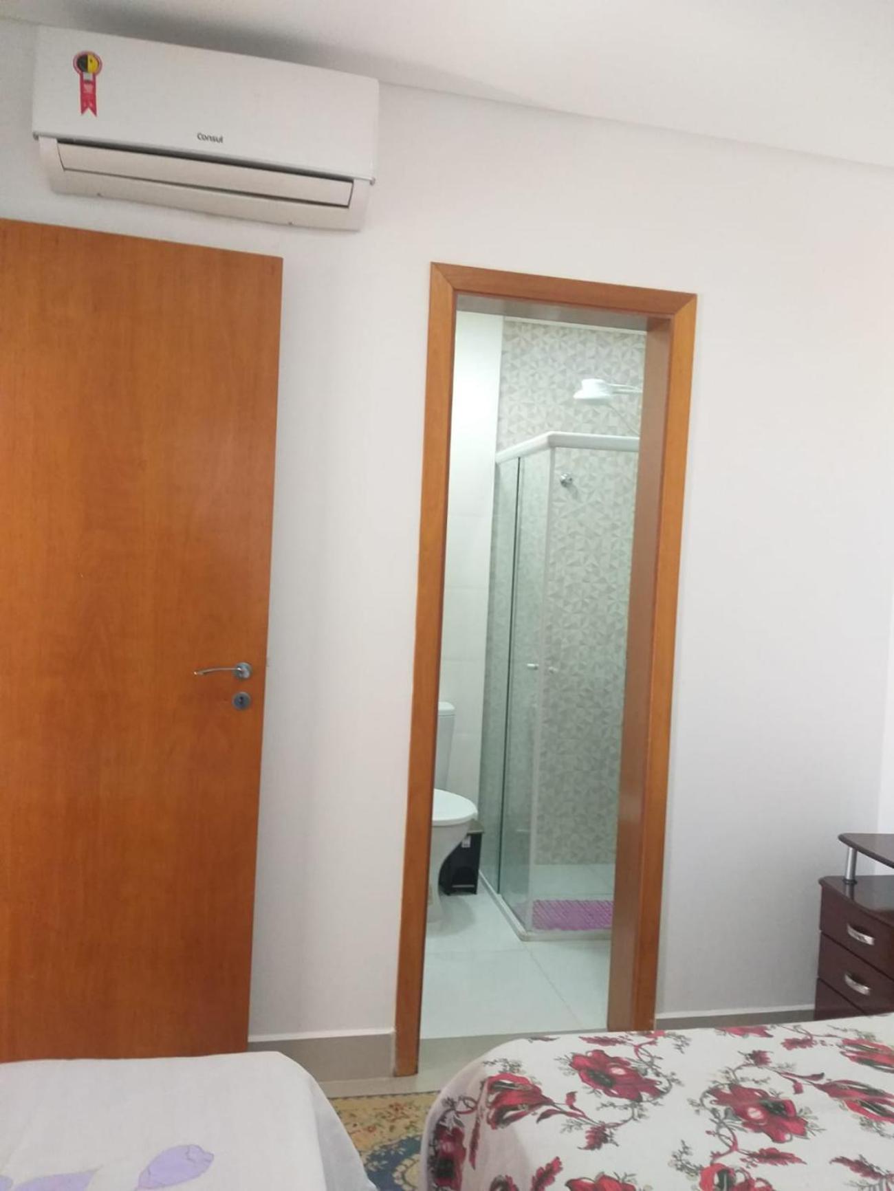 Sobrado 08 Com Duas Suites, Conf 瓜鲁雅 外观 照片