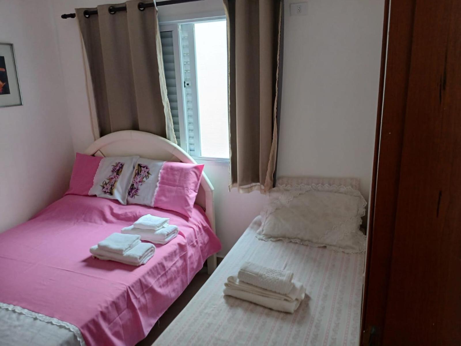 Sobrado 08 Com Duas Suites, Conf 瓜鲁雅 外观 照片