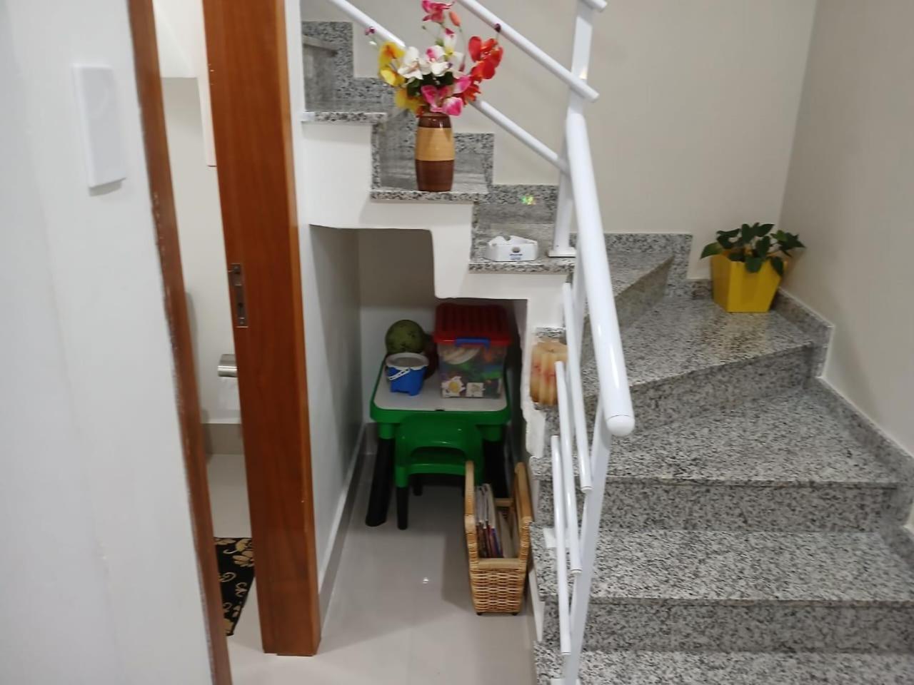 Sobrado 08 Com Duas Suites, Conf 瓜鲁雅 外观 照片